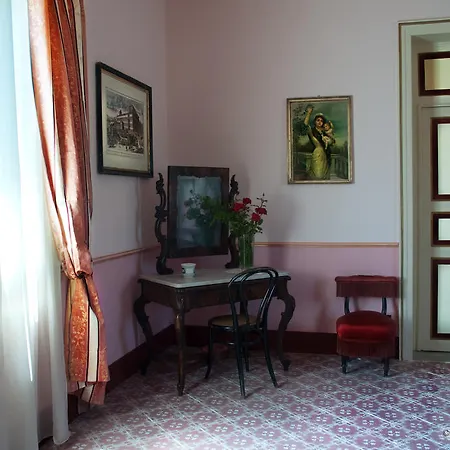 Immacolatella